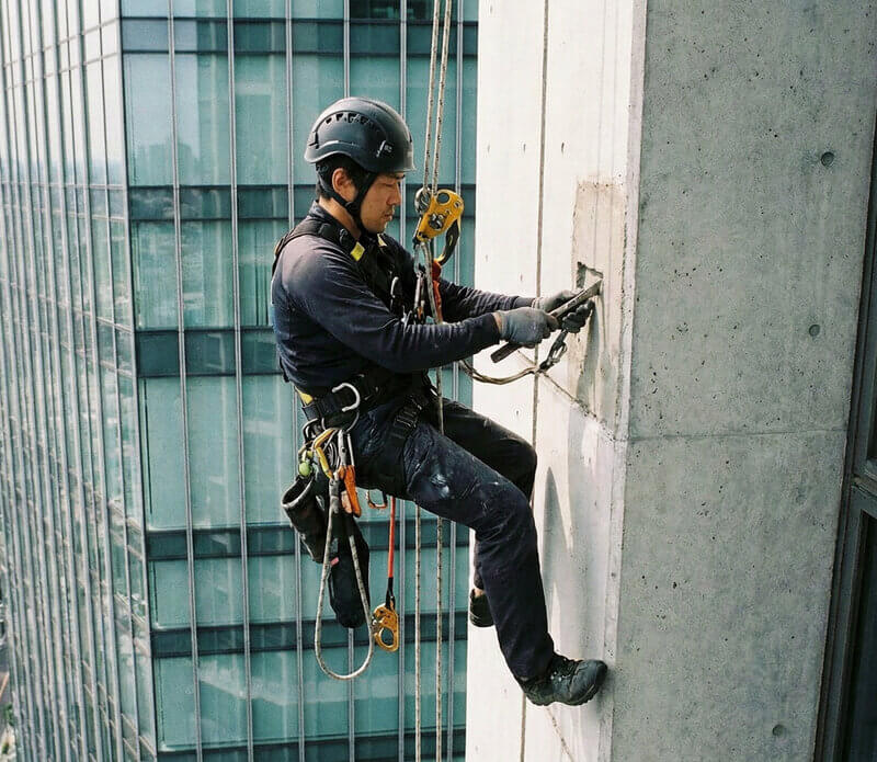 ロープアクセス施工